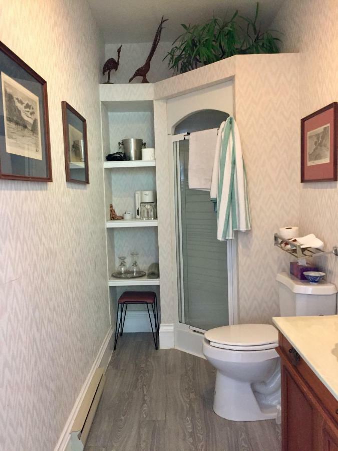 גאנאנוק Trinity House Inn מראה חיצוני תמונה